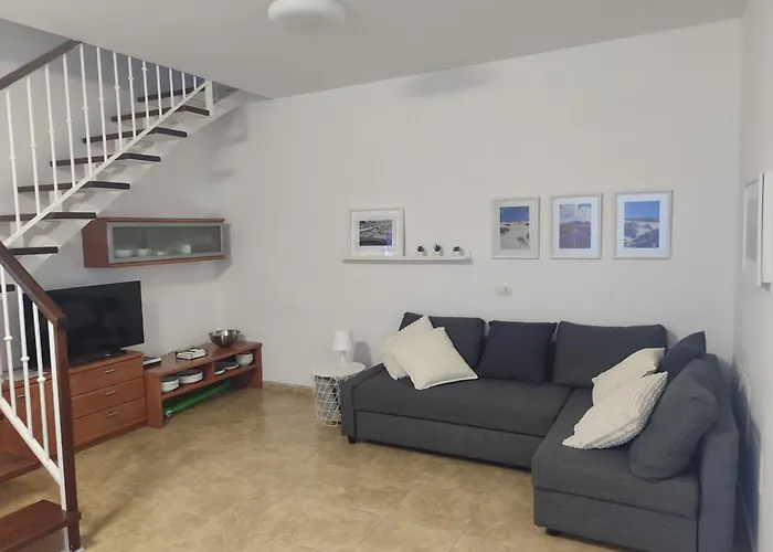 Acogedor Duplex Con Terraza Privada En Апартаменты Орсола