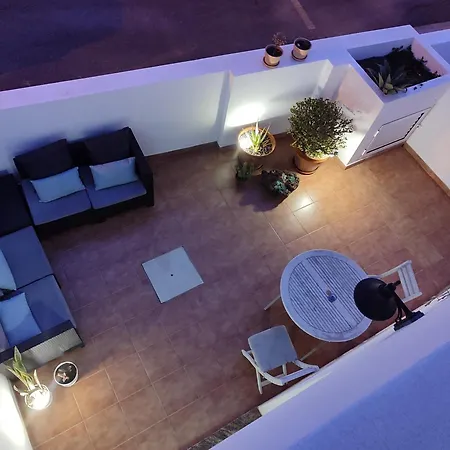 Acogedor Duplex Con Terraza Privada En Orzola