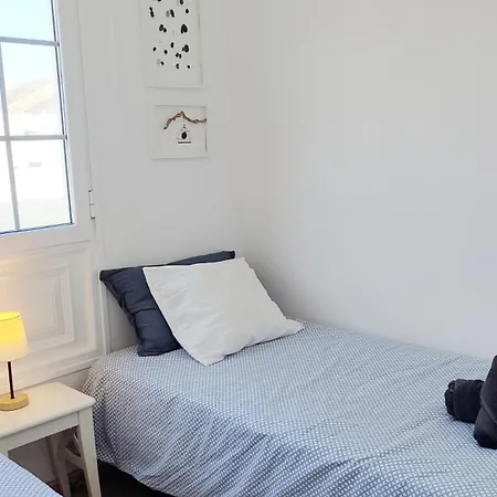 Daire Acogedor Duplex Con Terraza Privada En Orzola